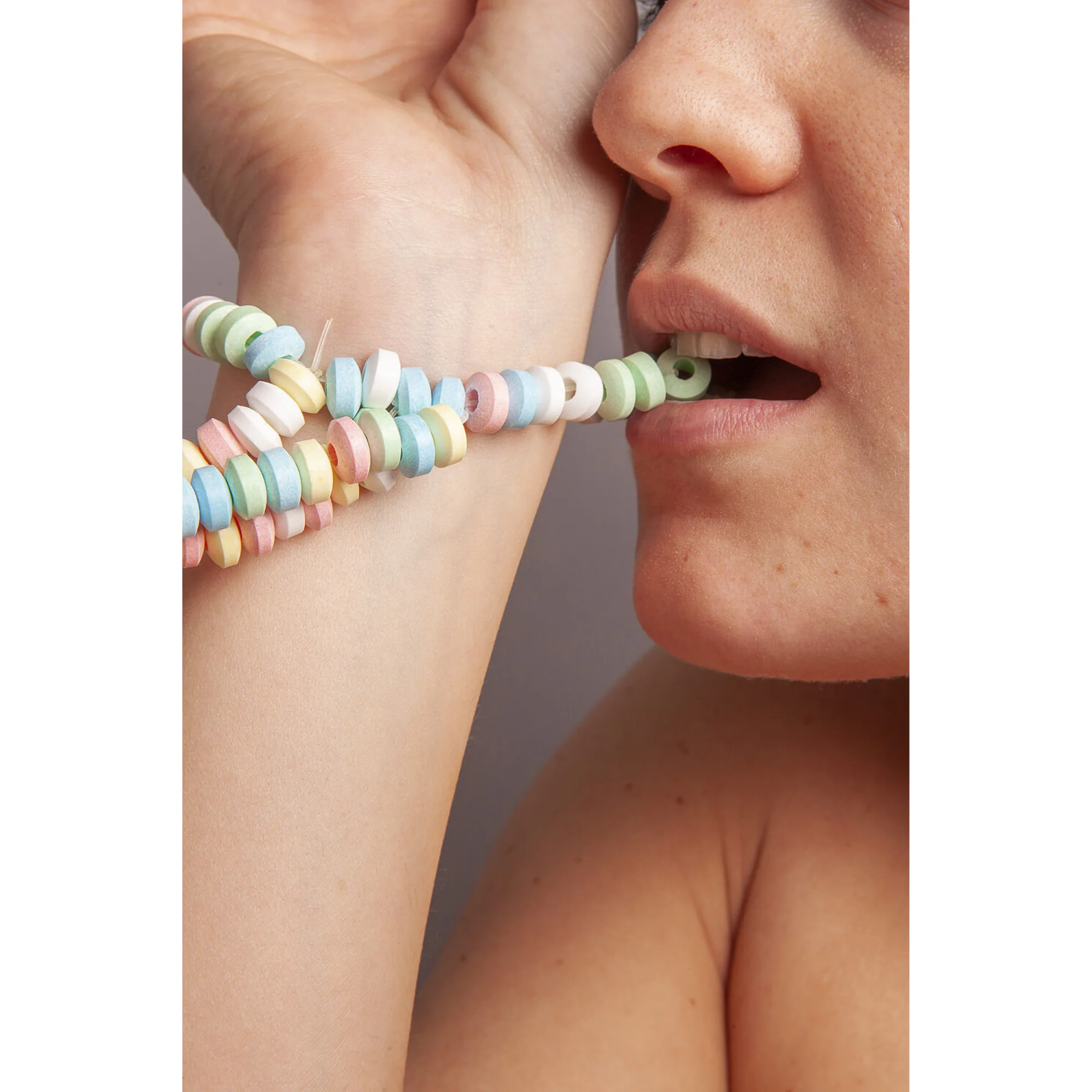 Edible Candy Handcuffs - Image 7