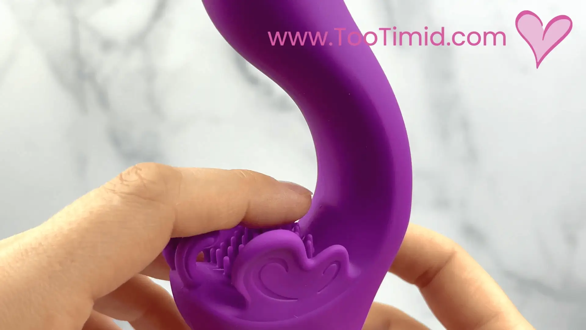 Fluttering Bliss Silicone Dual Action Butterfly Vibrator - It's Waterproof! - Image 8