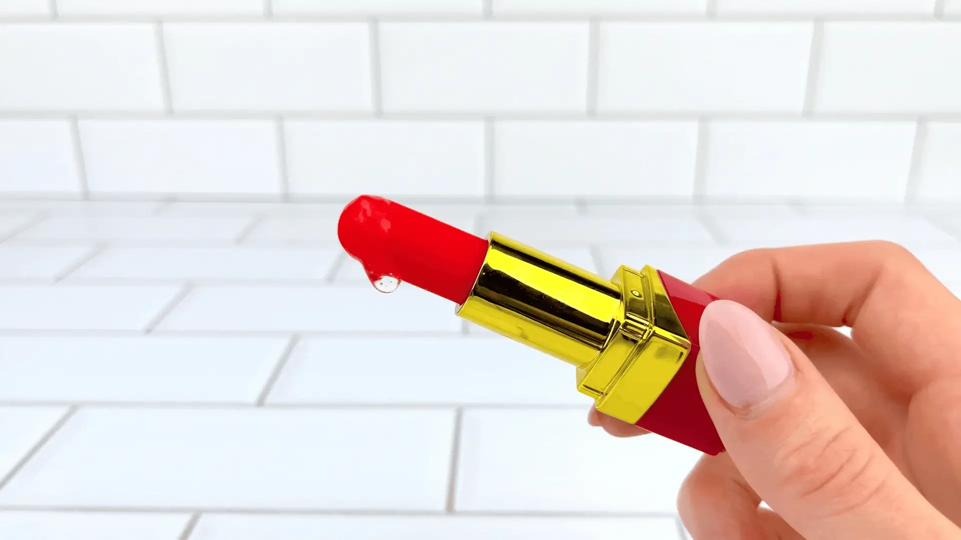 Rechargeable Lipstick Vibrator - Slip Into Your Purse for Secret Sexy Vibes! - Image 2