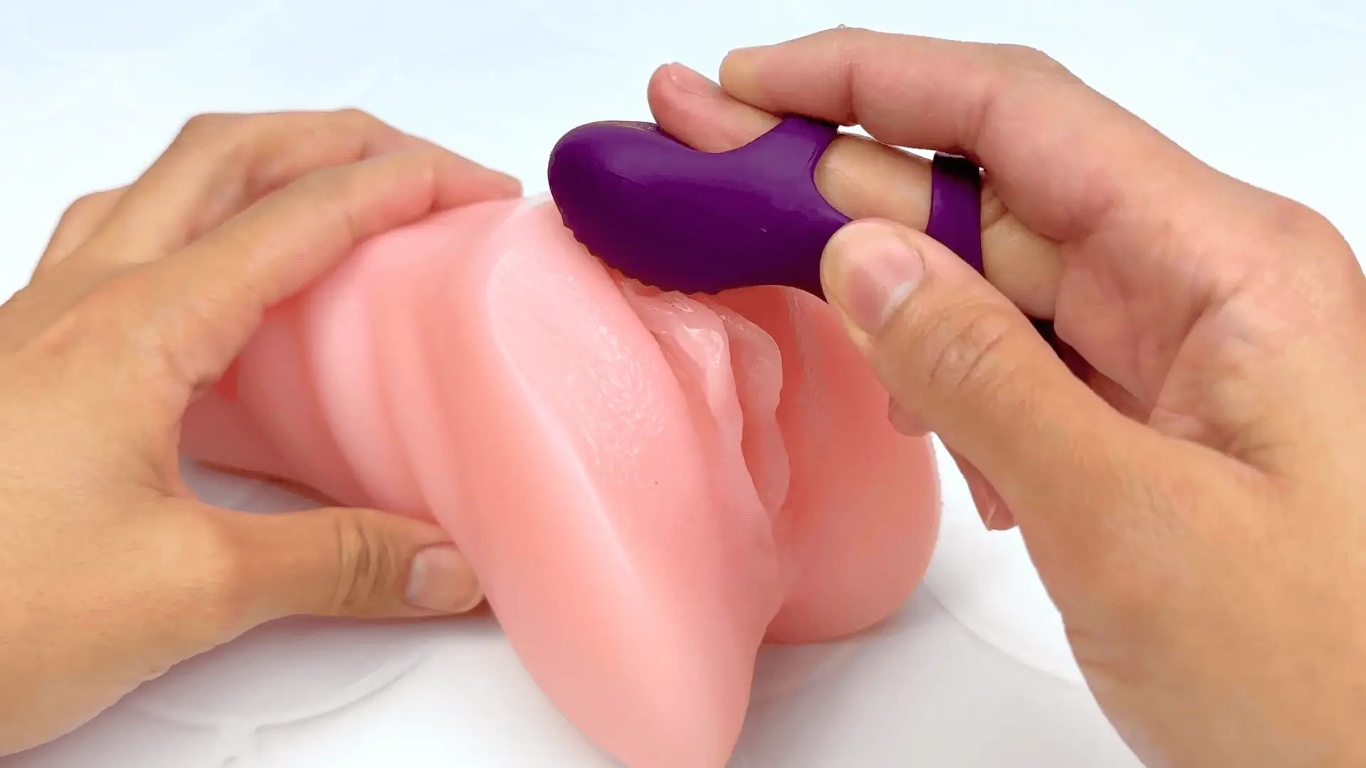 Ultra Discreet & Quiet Rechargeable Finger Vibe - Image 3